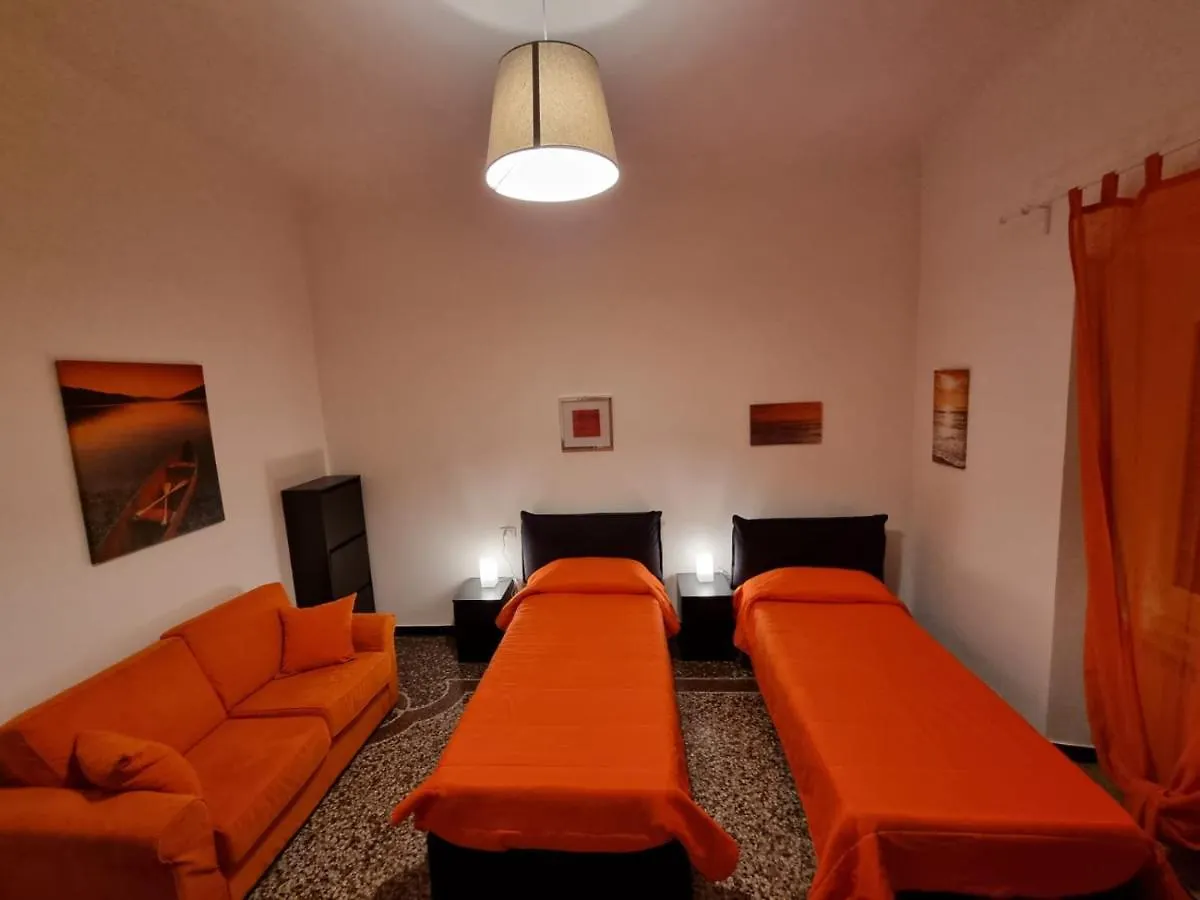 Wow Home 2 - 175 Mq - Posteggio Privato - Davanti Porto Traghetti - Fino A 10 Posti Letto - Balcone Janov Apartmán